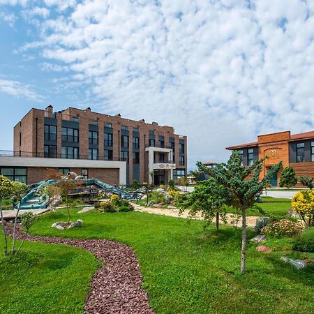 Villa Mosavali Akhalubani  Bagian luar foto