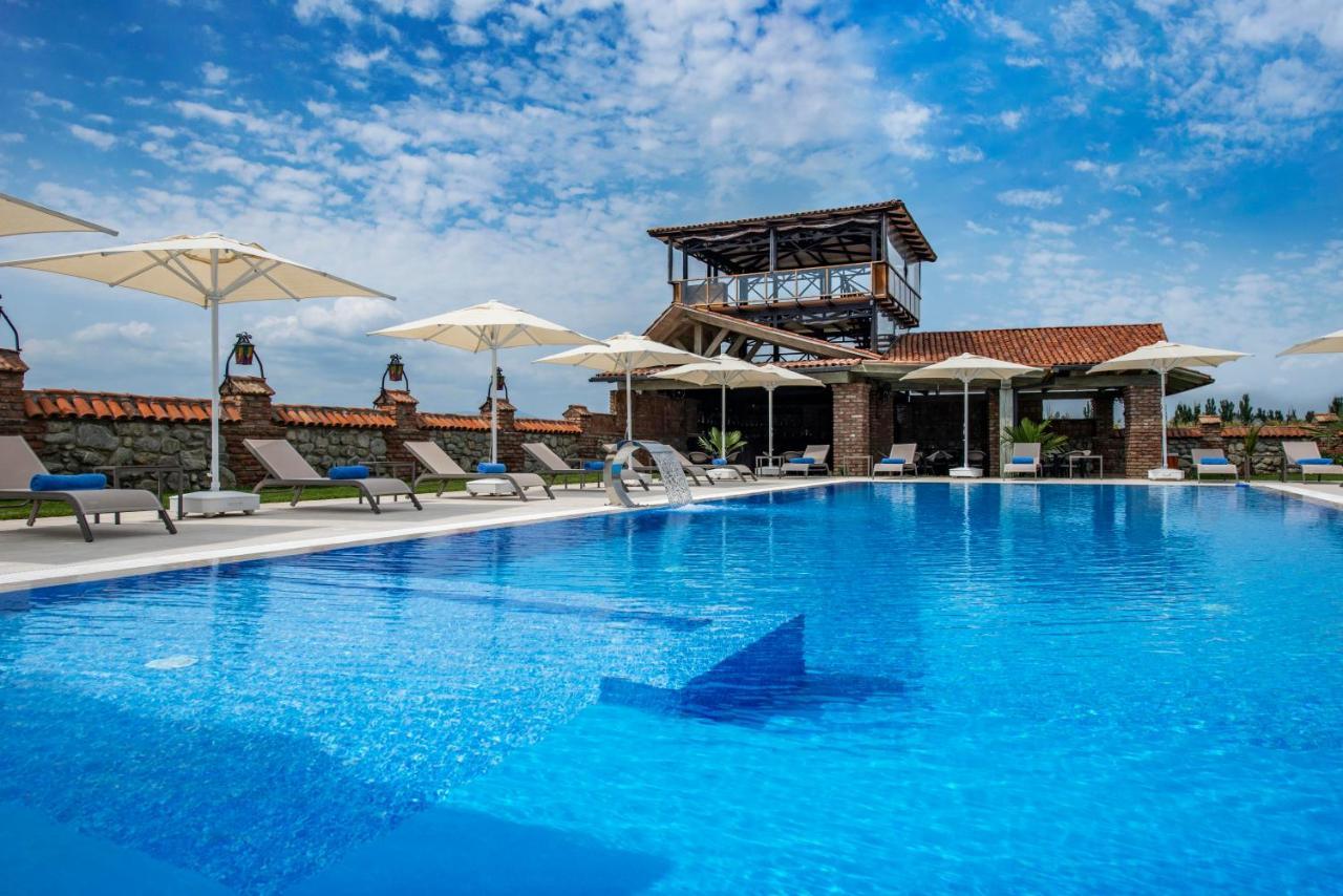 Villa Mosavali Akhalubani  Bagian luar foto