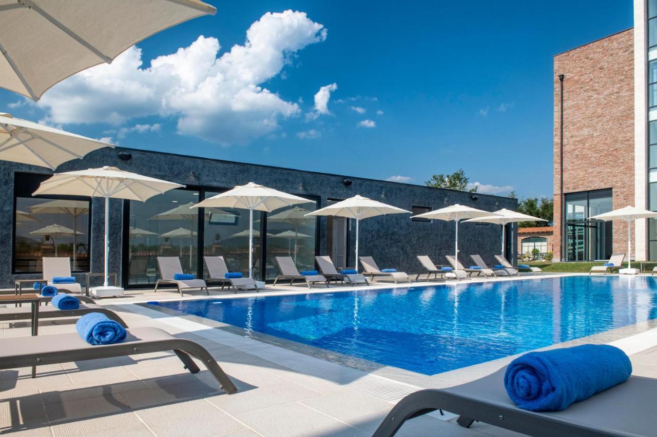 Villa Mosavali Akhalubani  Bagian luar foto